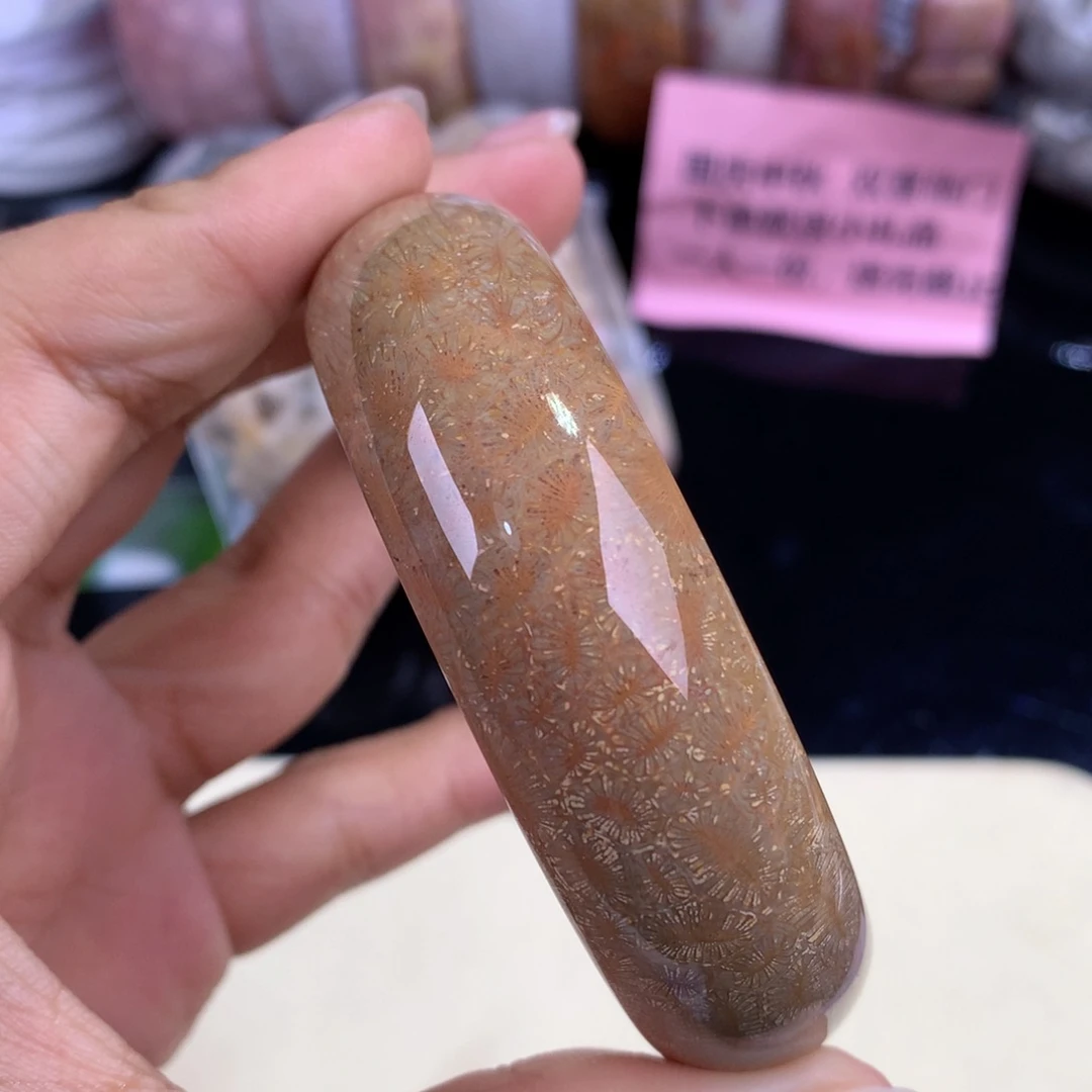 硅化珊瑚（珊瑚玉）未镶嵌吊坠(赠链)34号红虫57.3圈口