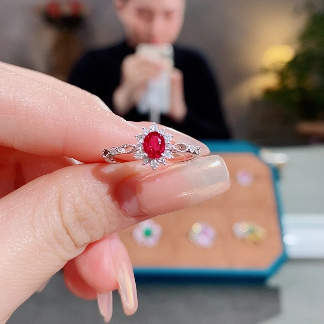 红宝石戒指18K金镶嵌0.29ct无烧