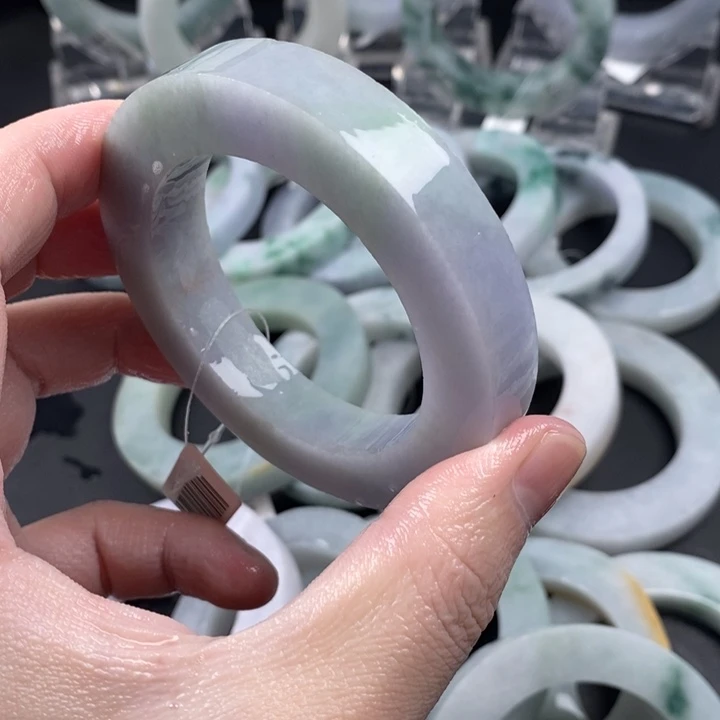 风***暖定制翡翠未镶嵌翡翠