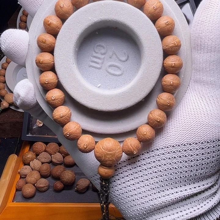 手串凤眼菩提11.5mm实心粉红玉化皮