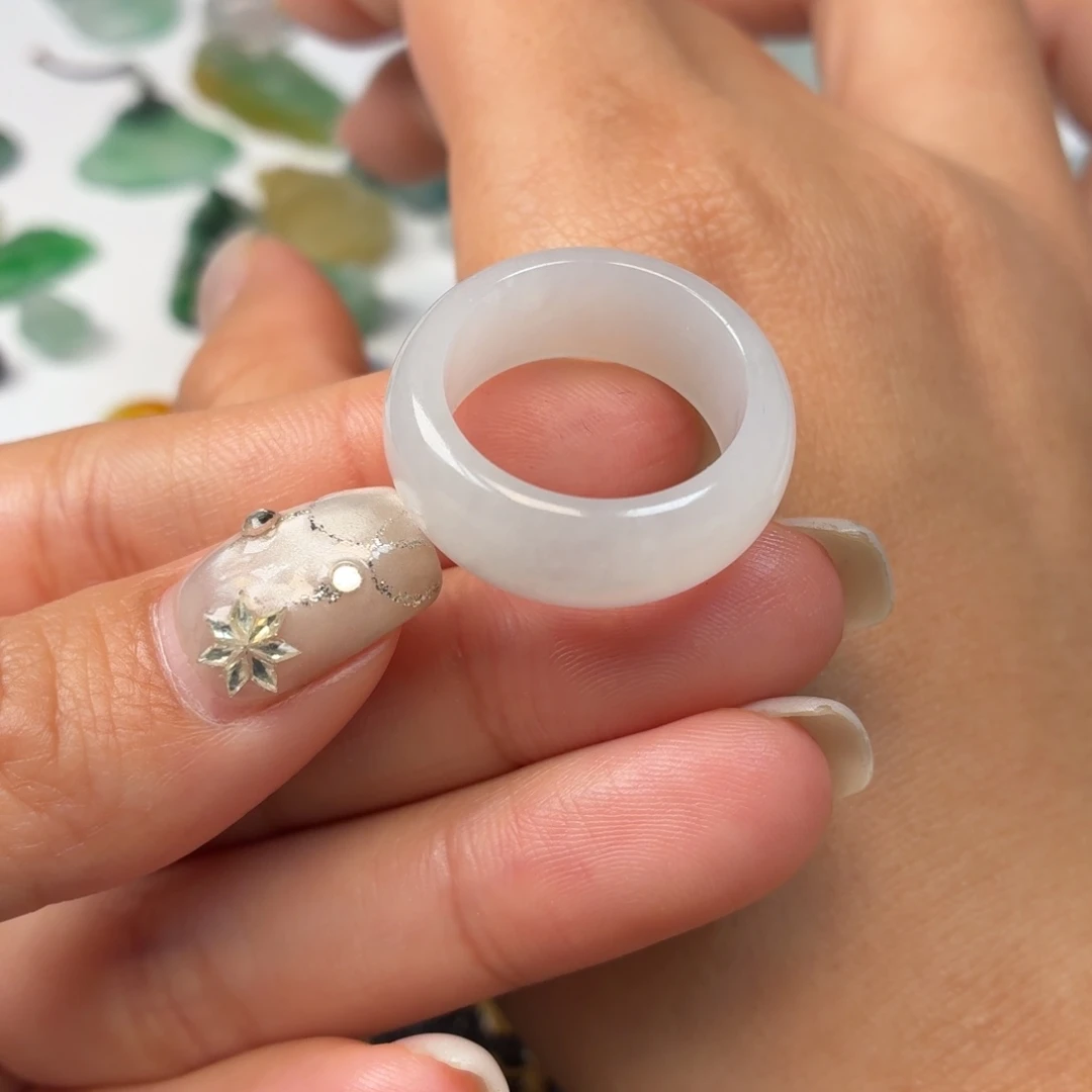 定制翡翠未镶嵌18泉