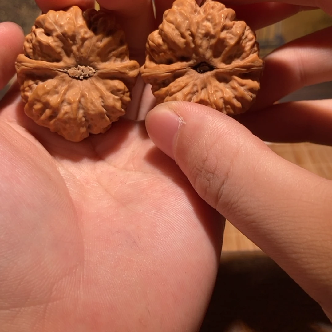 三***石文玩核桃吊坠蛤蟆头D19