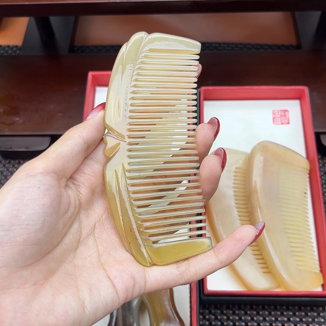 手工制作纯牛角梳子