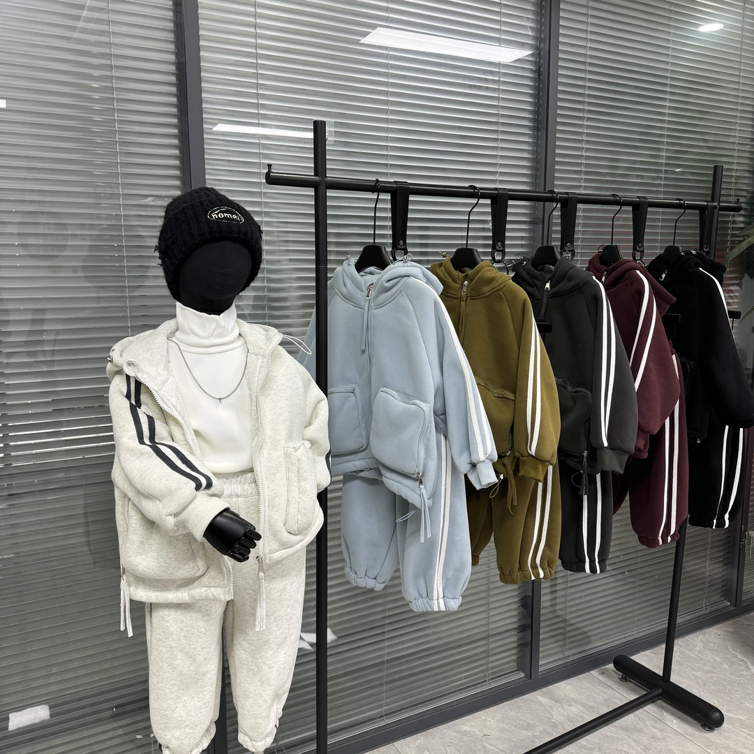 儿童套装年货款来袭！冬季新款加绒加厚套装-3100