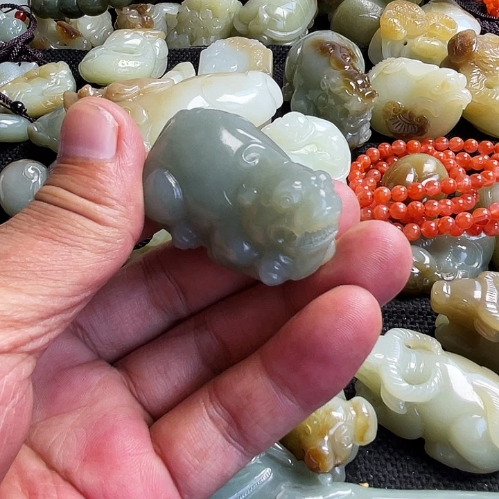 小***️和田玉未镶嵌吊坠(不含链)