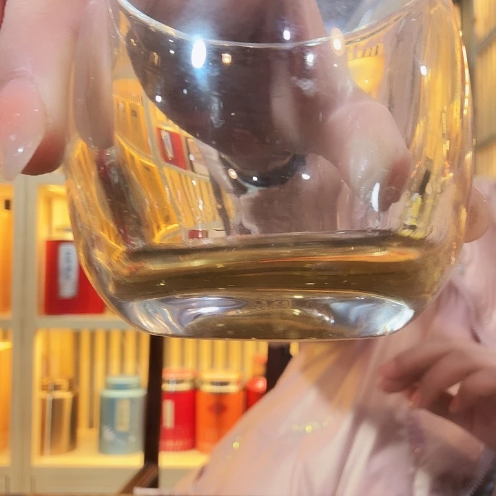 罐2015年野生茶花果300g发2饼