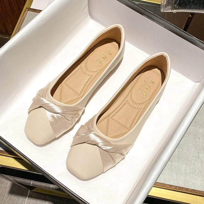 春季新款方头浅口晚晚鞋温柔百搭网红平底仙女风单鞋女瓢鞋女