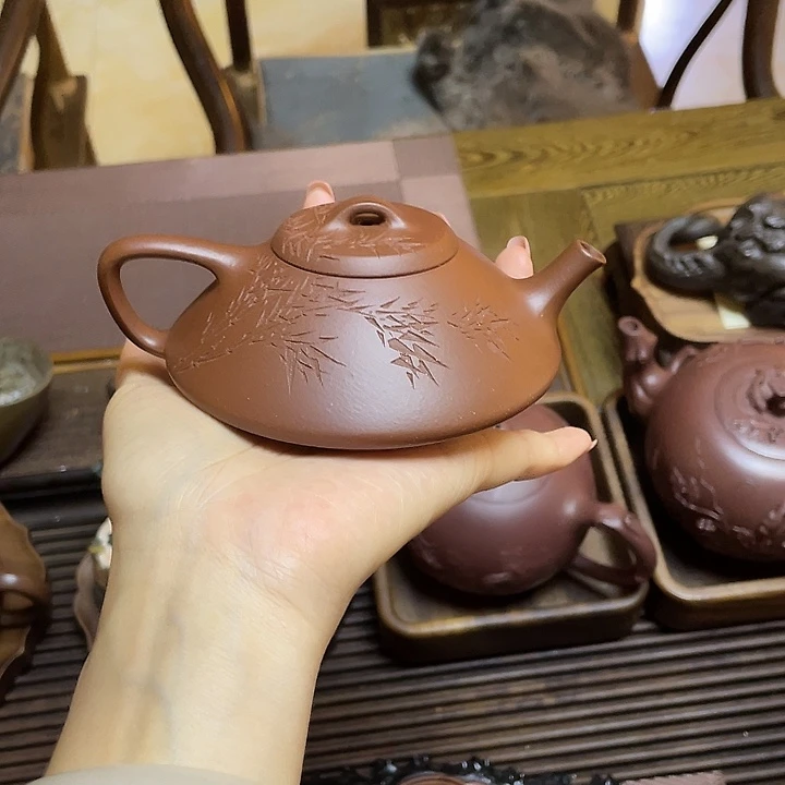 茶壶紫砂全手工打造