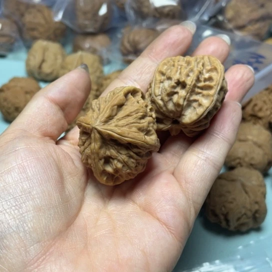 嘉***店文玩核桃吊坠四棱18