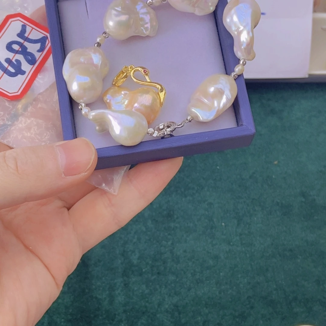 颈饰银S925镶嵌淡水珍珠