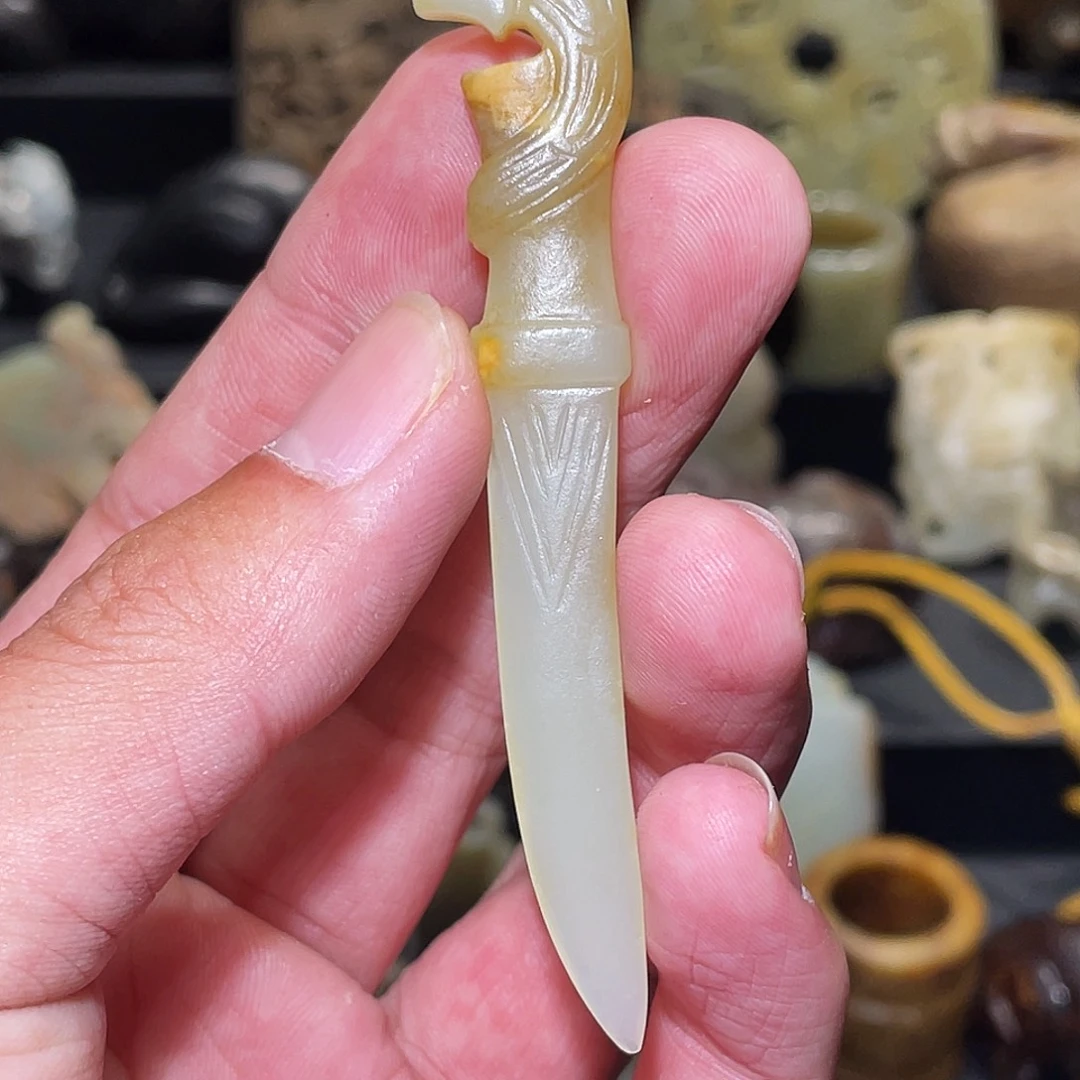 雲***揚和田玉（糖玉）未镶嵌挂件