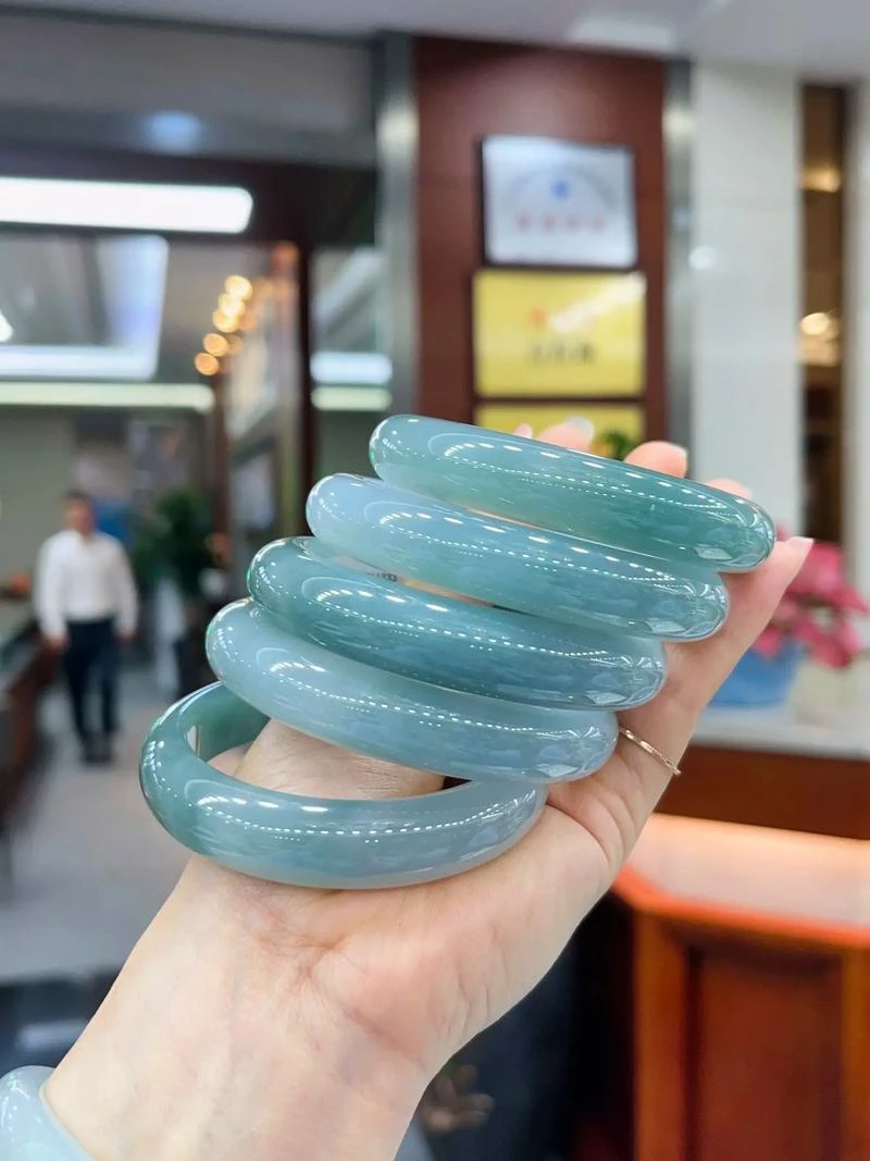 高品手镯拍.单  记得截图