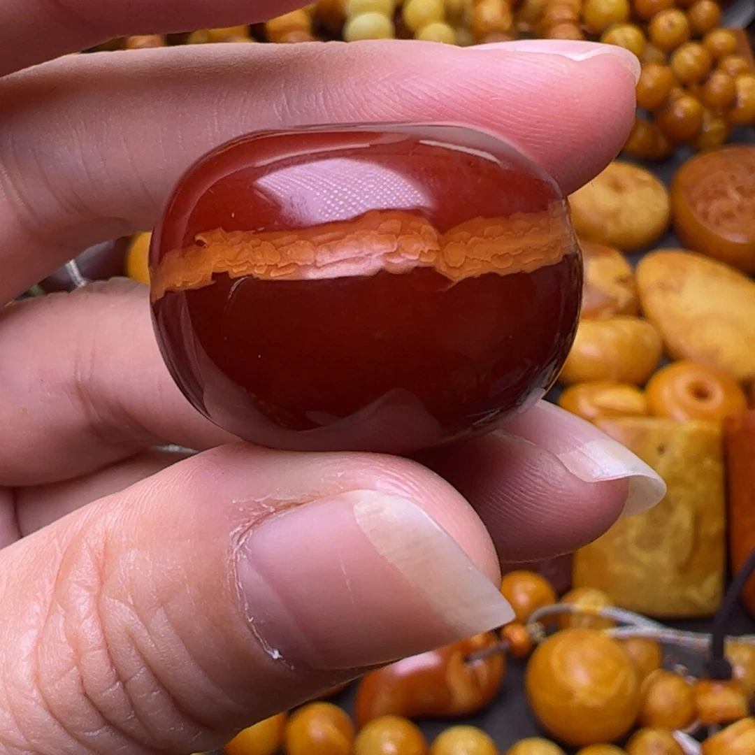 蜜蜡未镶嵌珠宝奇石孤品一线天