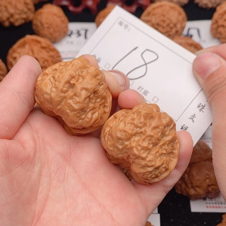 文玩核桃吊坠38蛤蟆18