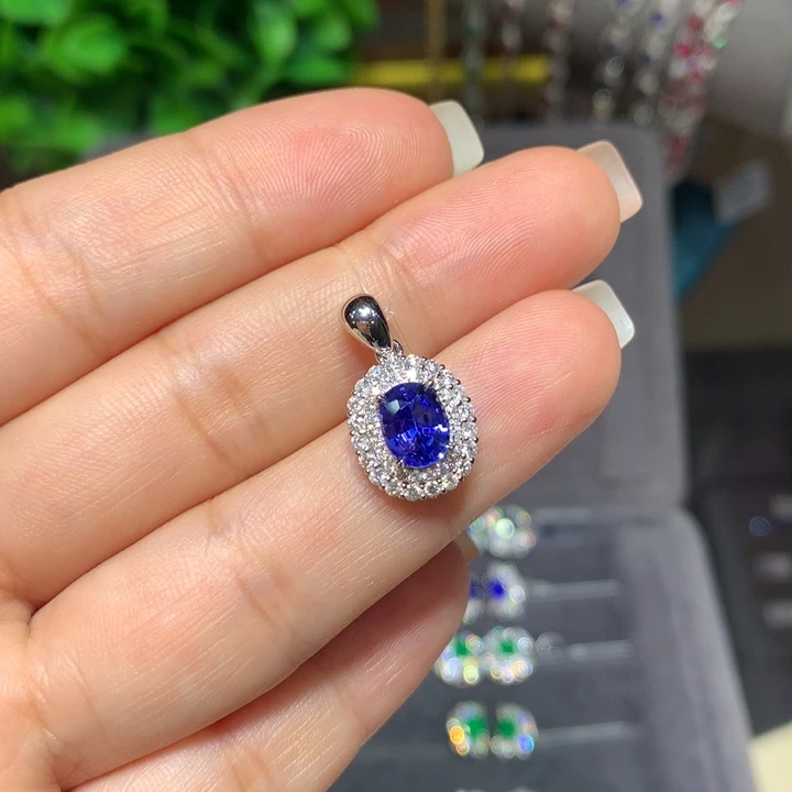 蓝宝石吊坠(不含链)18K金镶嵌1.36ct