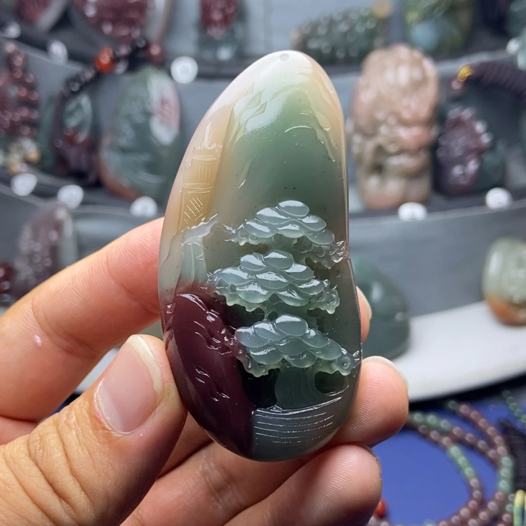 玉***姐玛瑙/玉髓未镶嵌颈饰