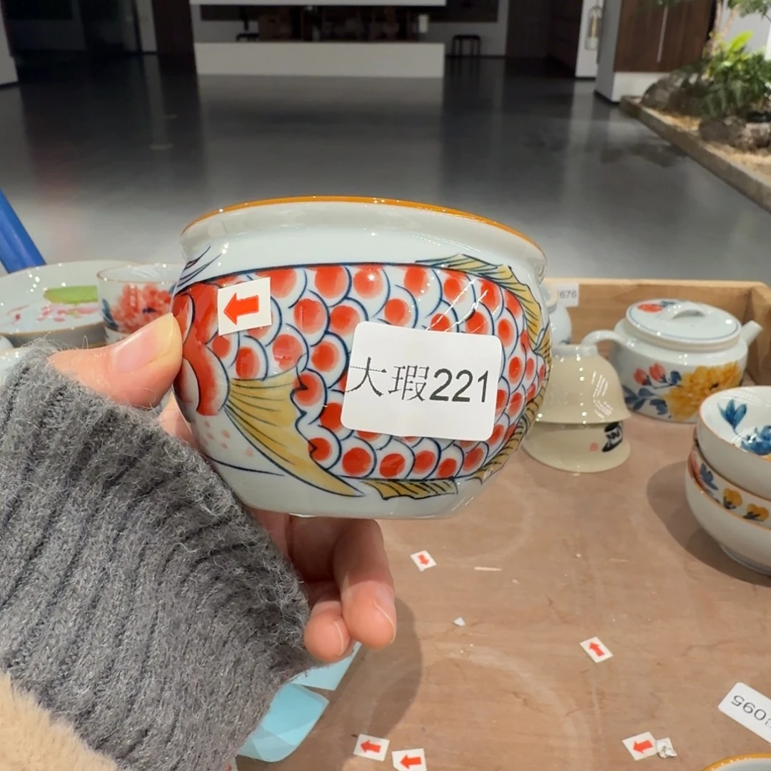 釉下手绘茶具微瑕