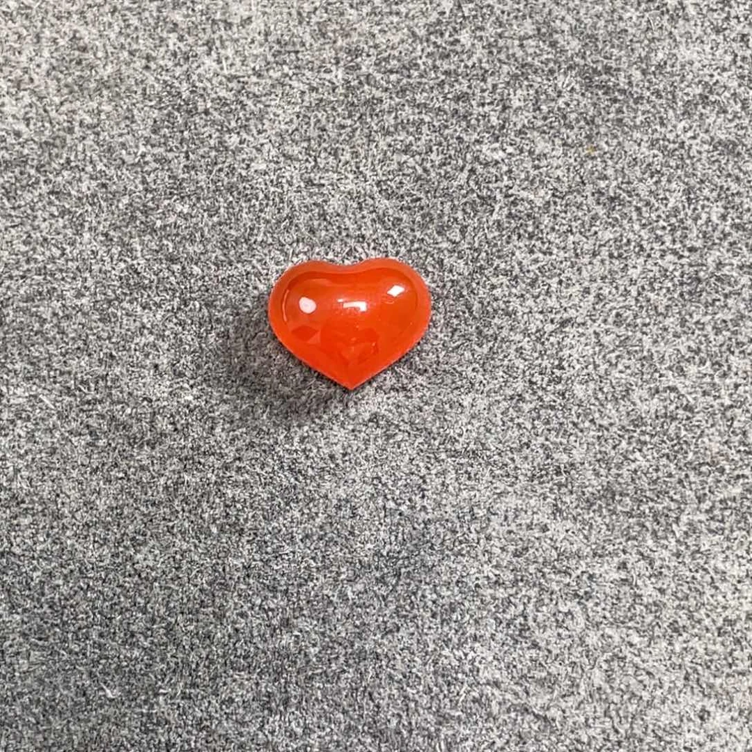 未镶嵌爱心戒面南红玛瑙