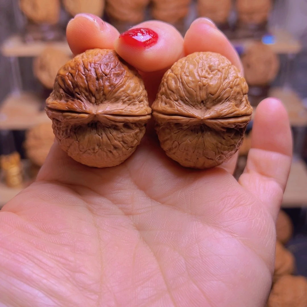 文玩核桃吊坠7w至尊元宝39尺