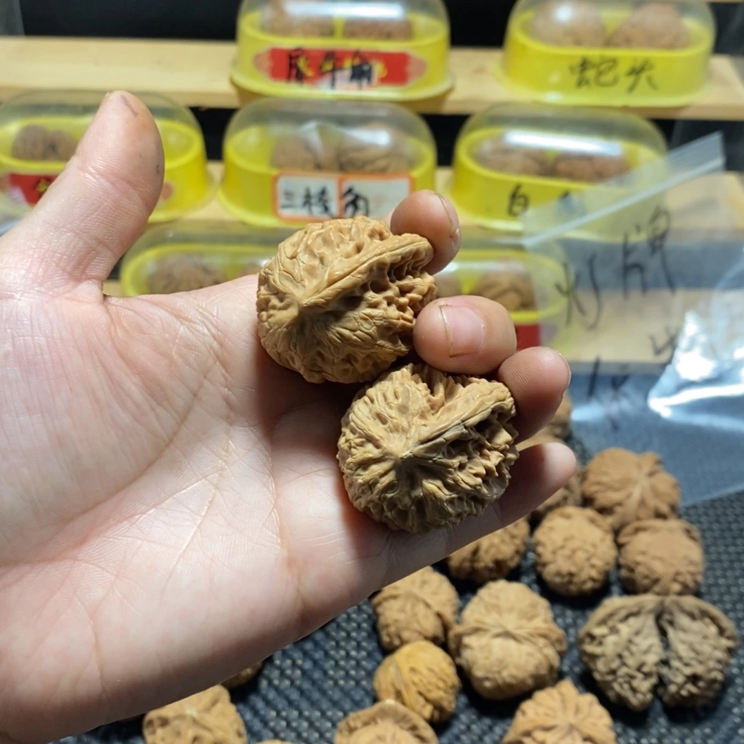 用***5文玩核桃吊坠核桃异形