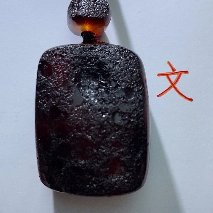琥珀未镶嵌珠宝奇石86