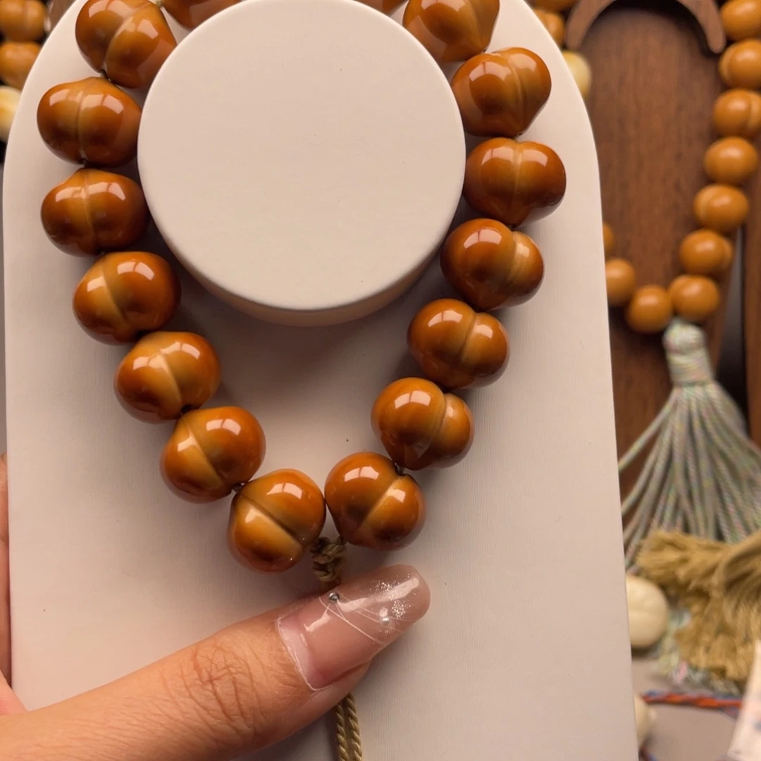 w***惠猴头核桃吊坠全品无暇毕业级爱心屁桃17.2尺寸手工款