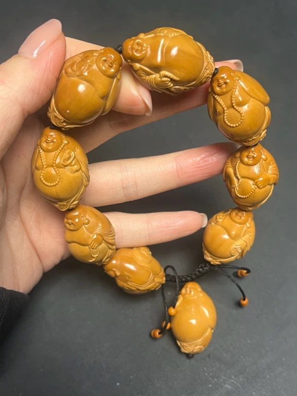 橄榄核雕刻大肚弥勒 2.1cm大籽雕刻