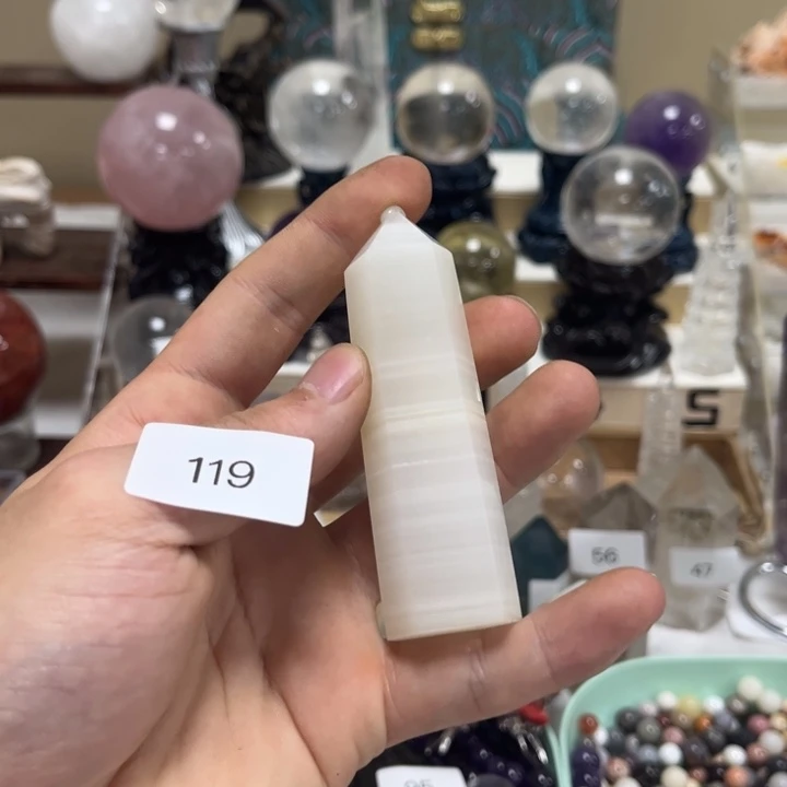 未镶嵌水晶大型摆件（非配饰）