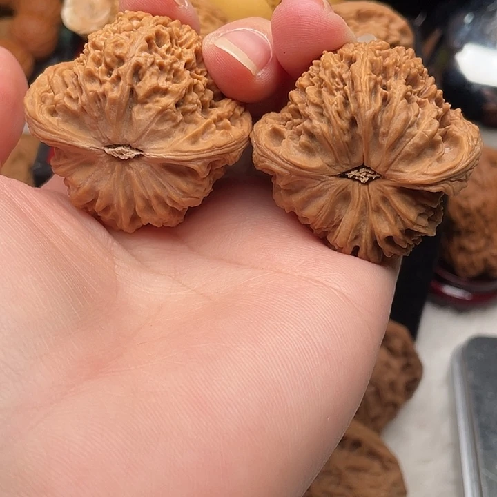 40尺卷边三角球微色差