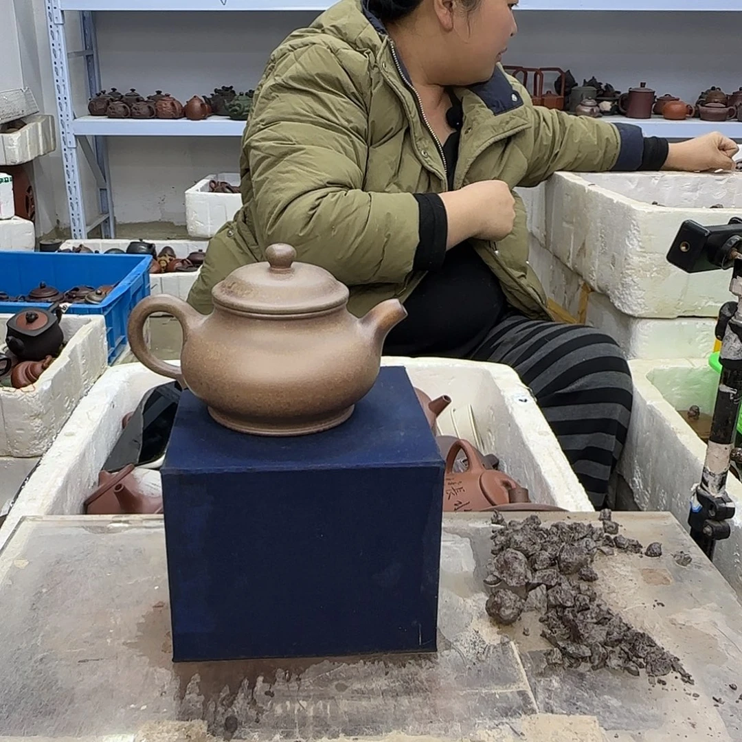 茶壶紫砂宜兴紫砂壶瑕疵处理