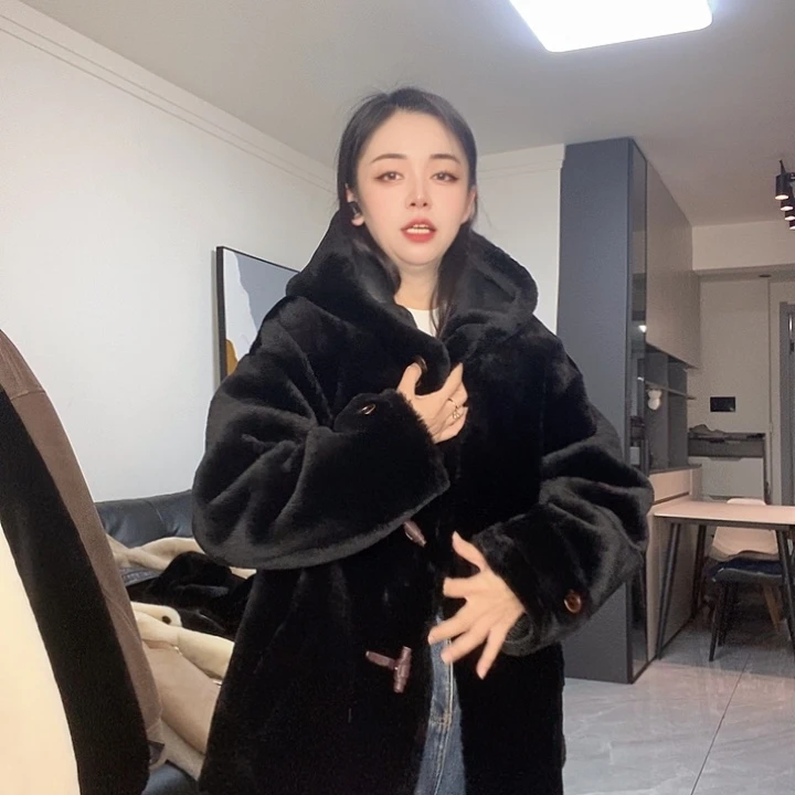 绵羊皮美丽奴皮毛一体M130，L140斤拍下备注尺码