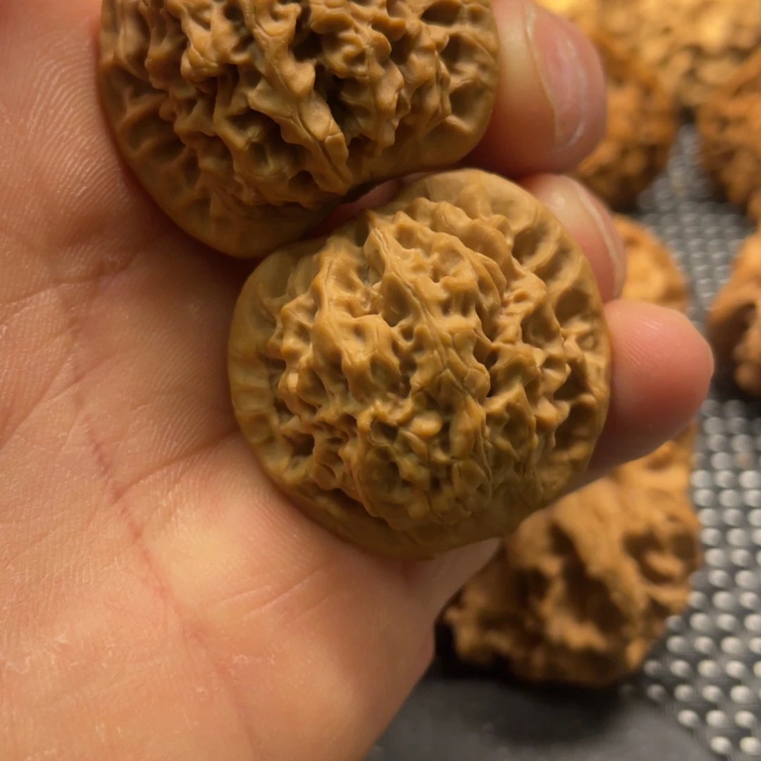 秦岭小王文玩核桃