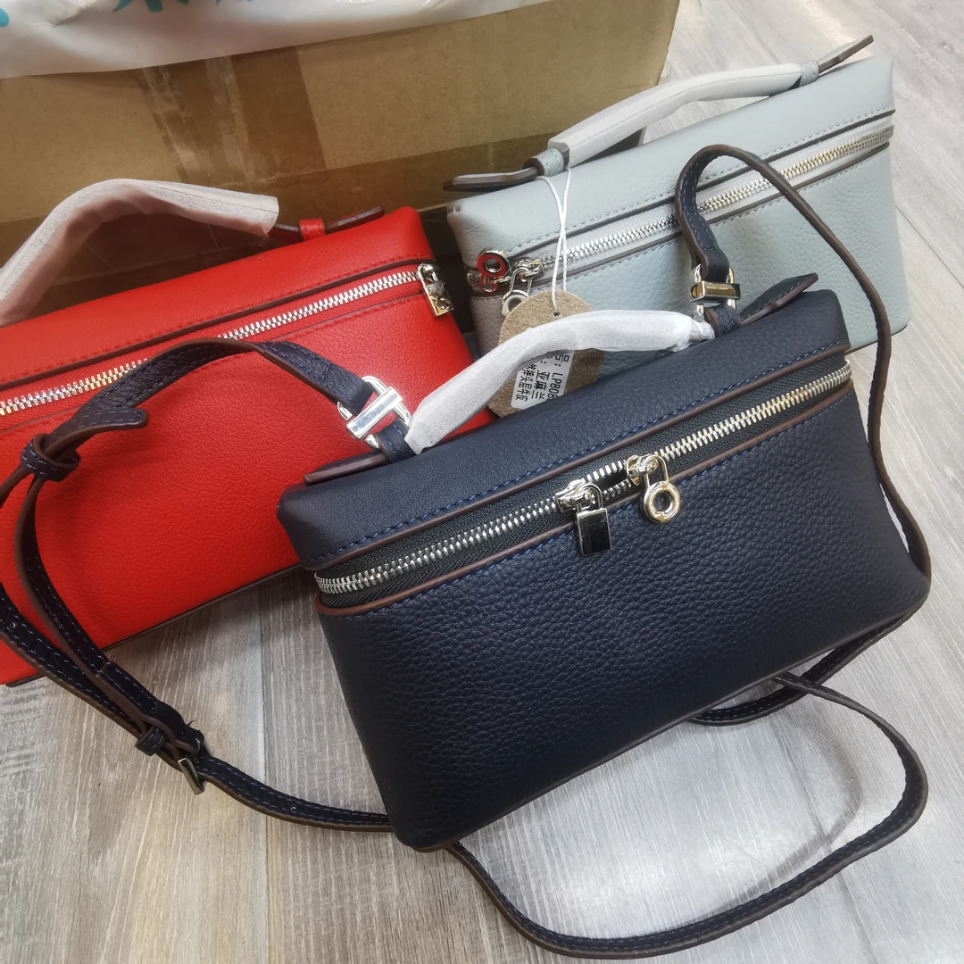 自然摔头牛软定型手提手机包化妆包斜挎包底宽20CM