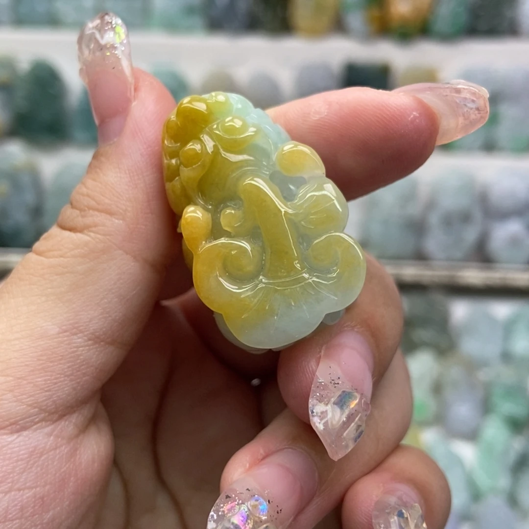 吊坠(赠链)未镶嵌翡翠