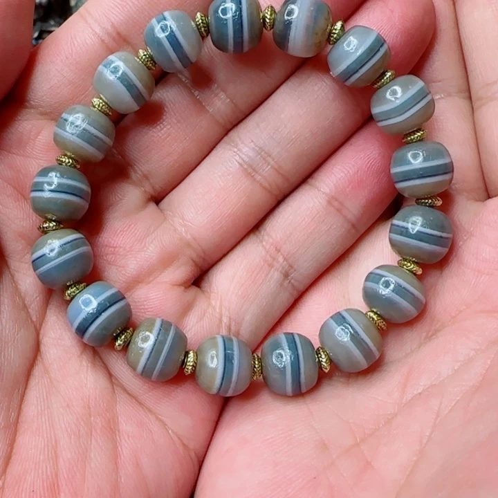 强***玛瑙/玉髓未镶嵌颈饰