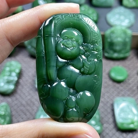 【闪购商品】颈饰未镶嵌和田玉