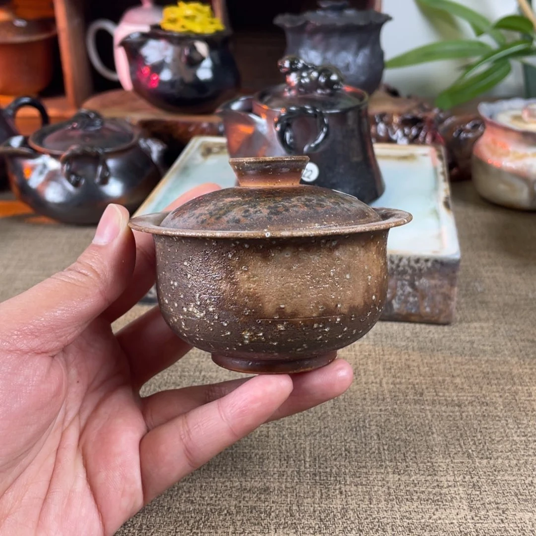 盖碗金珍珠。  柴烧。  柴烧