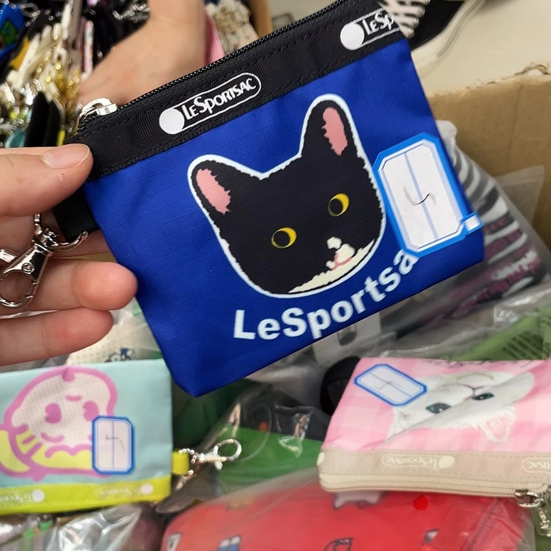 PU化妆包等各种产品的
