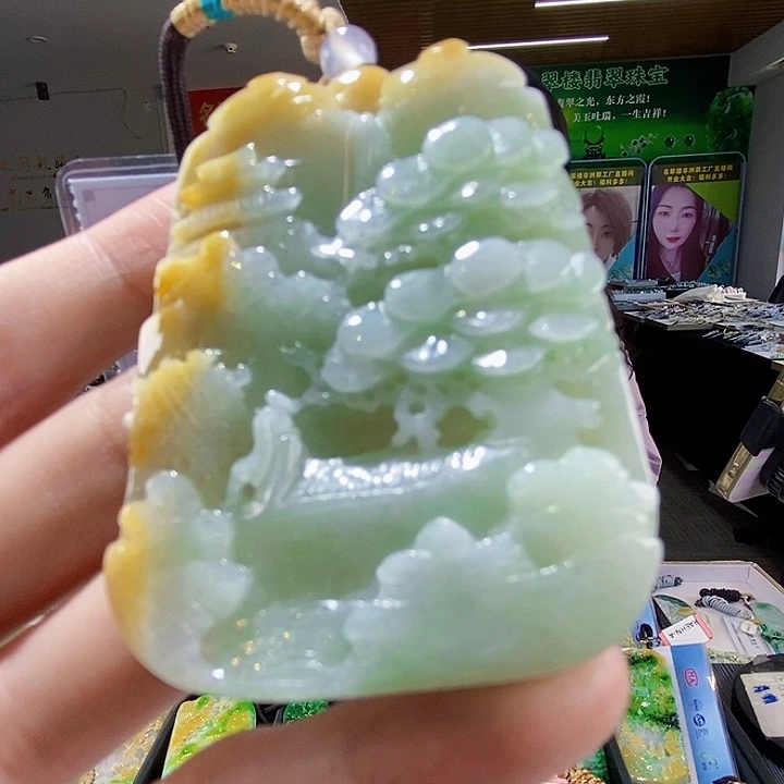 颈饰未镶嵌翡翠翡翠