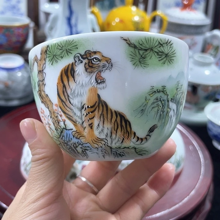 景德镇陶瓷手绘主人杯