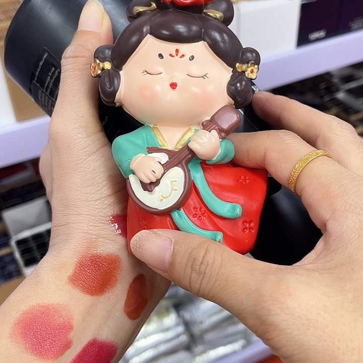 瓷片卡夹发水陶瓷娃娃