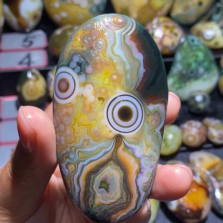 玛瑙/玉髓未镶嵌珠宝半成品26