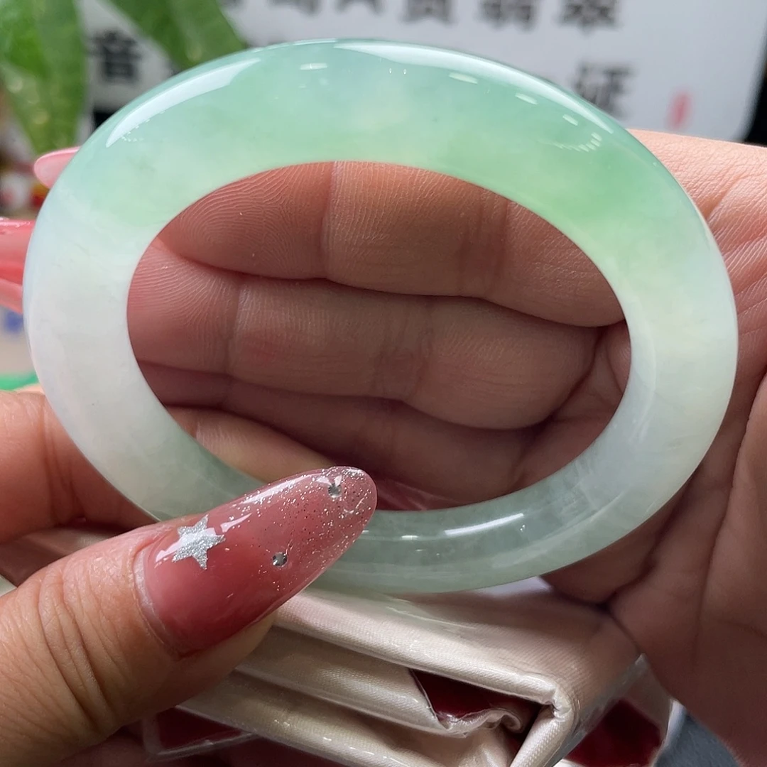 翡翠未镶嵌手镯54圆条