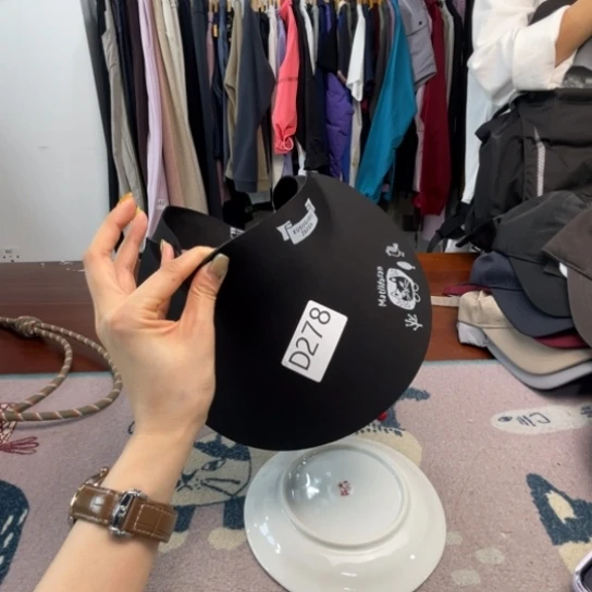 瓷片78。。。。。。。。。。。。。。。。。。