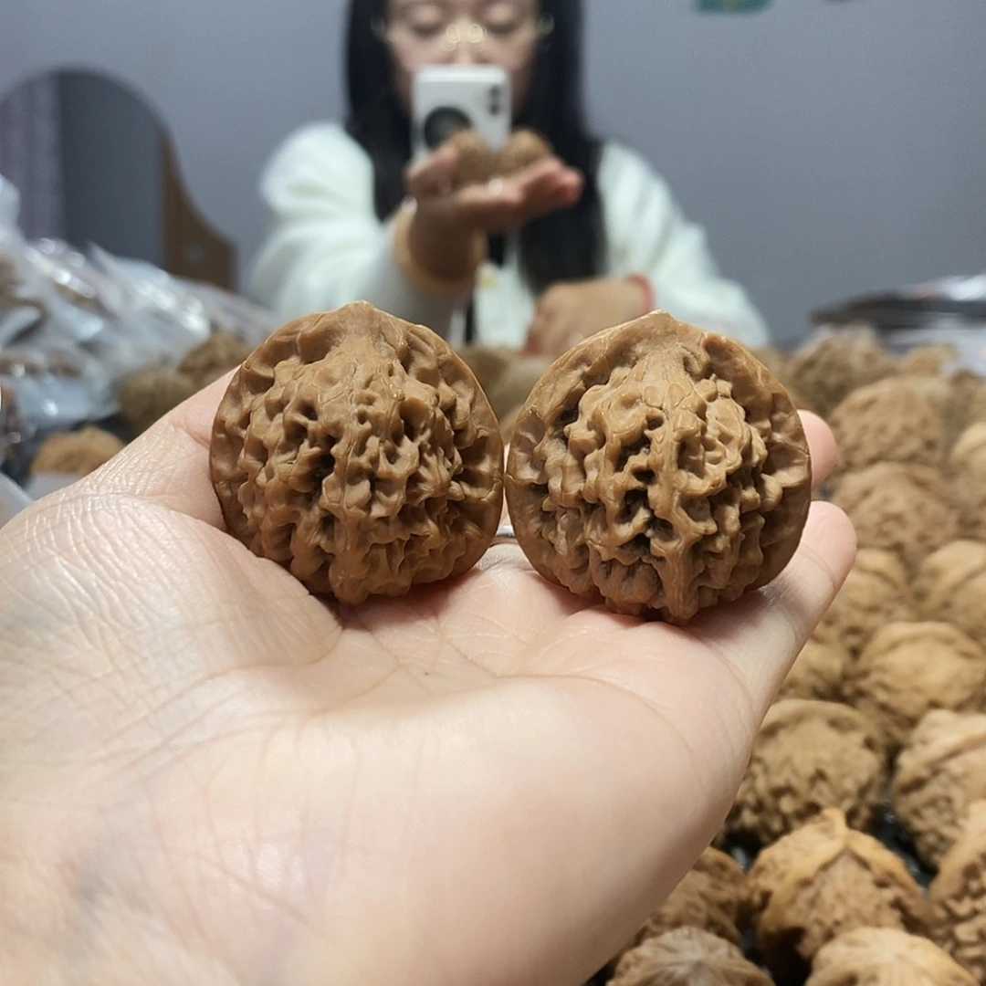 吊坠文玩核桃秦闷37+黄