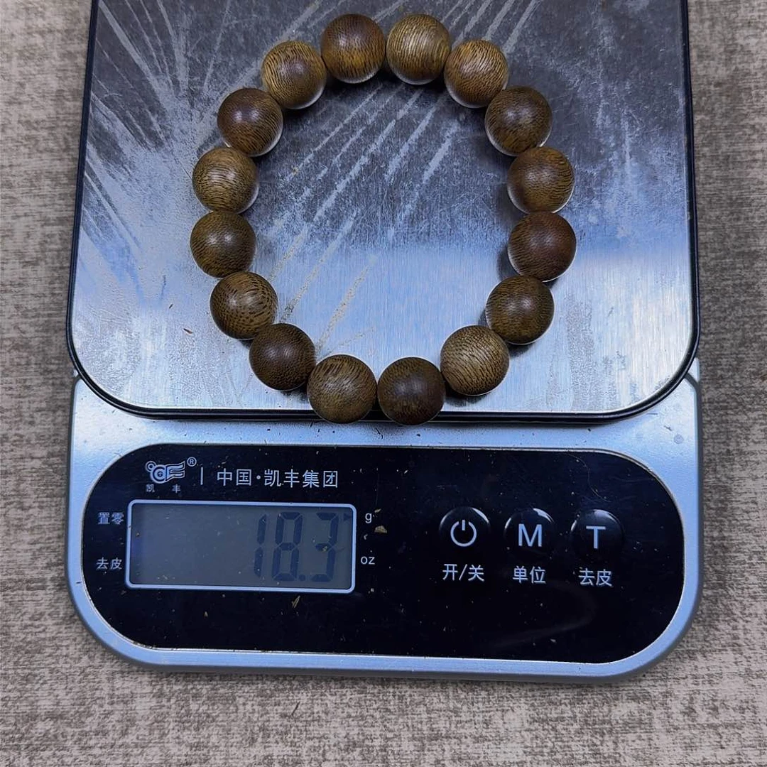 沉香手串盐*高乌身单圈圆珠1.4