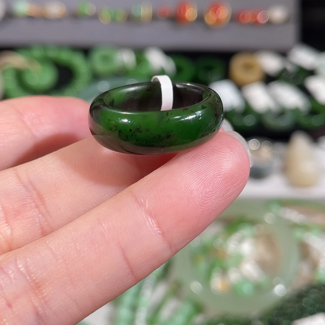 和田玉（碧玉）未镶嵌戒指