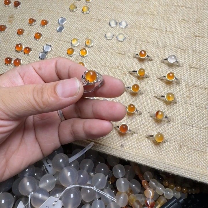 玛瑙/玉髓颈饰合金墨**意0018