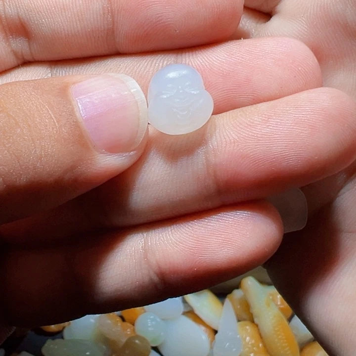 和田玉未镶嵌颈饰涛*
