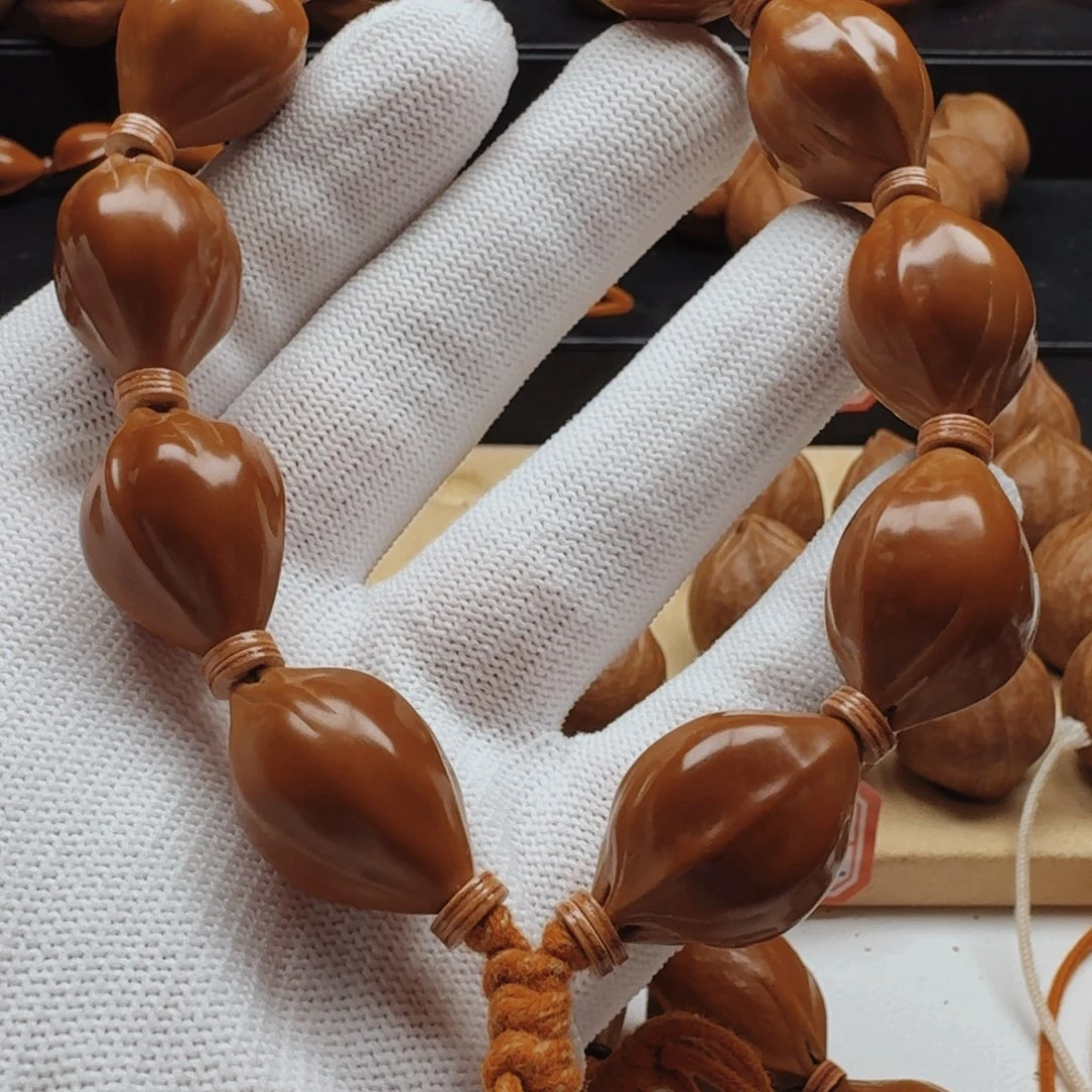 橄榄核吊坠梅林铁核三面佛